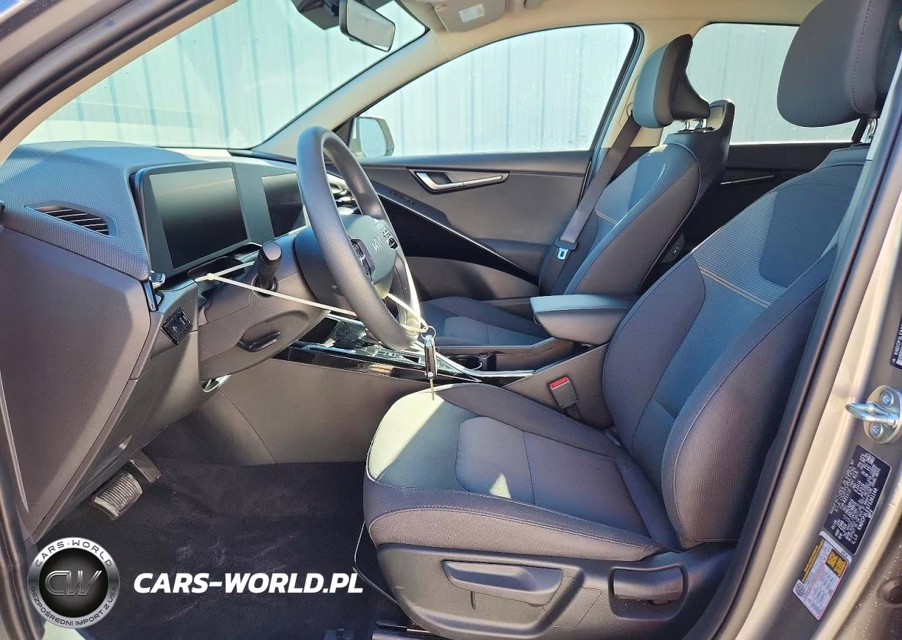 2026 Kia Niro Lx VIN:KNDCP3LE9T5361140 - 7
