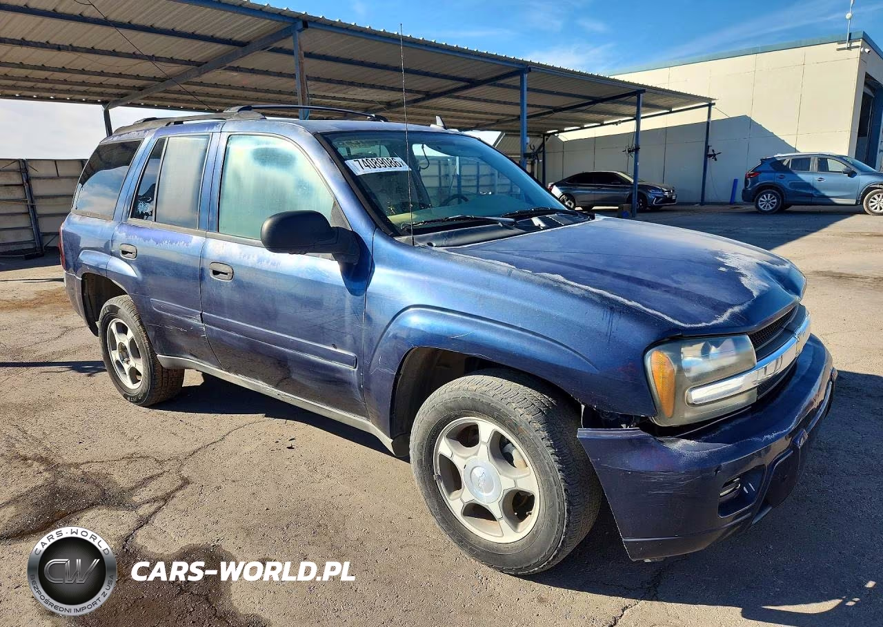 2007 Chevrolet Trailblazer Ls VIN:1GNDS13S572110269 - 4