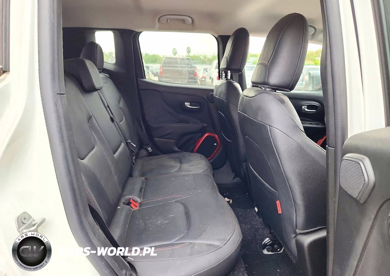 2017 Jeep Renegade Trailhawk VIN:ZACCJBCB0HPE52197 - 10