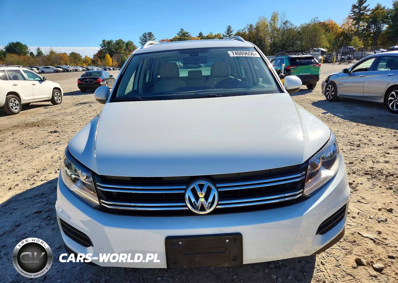 2017 Volkswagen Tiguan Wolfsburg VIN:WVGSV7AX1HW508741 - 5