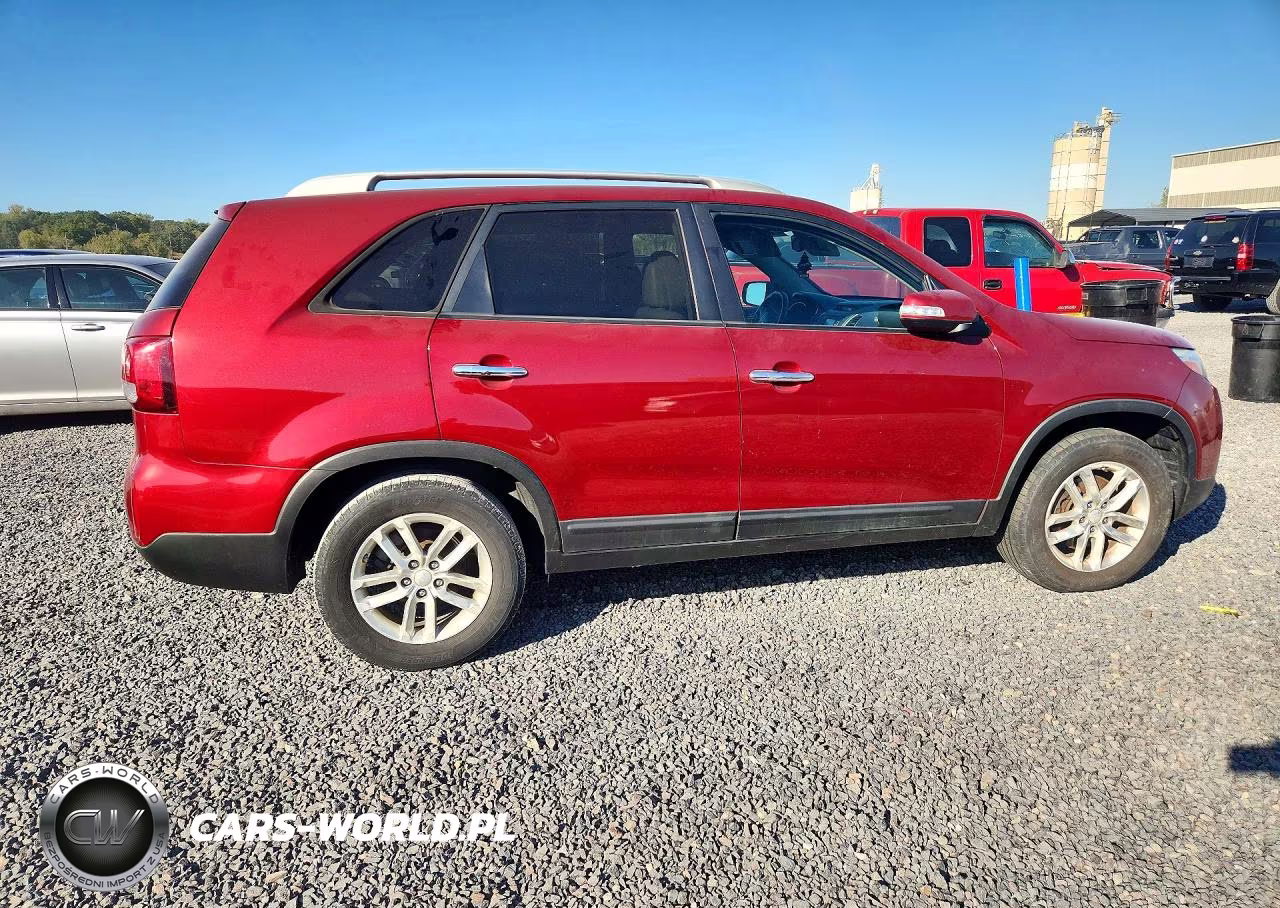 2015 Kia Sorento Lx VIN:5XYKT4A62FG622757 - 3