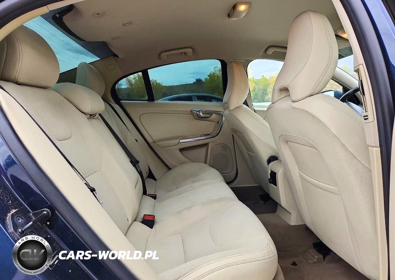 2013 Volvo S60 T5 VIN:YV1612FS9D2176545 - 10