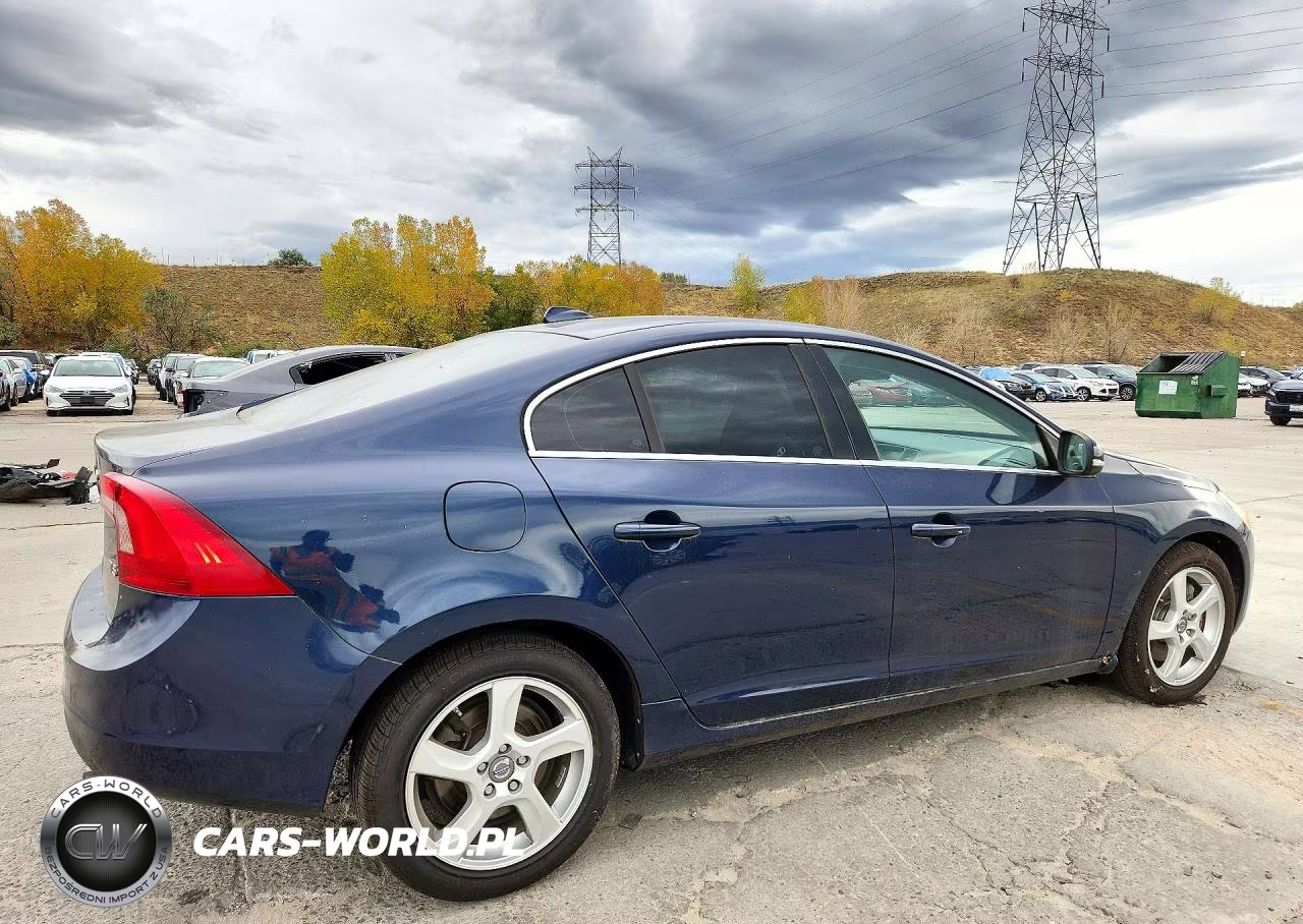 2013 Volvo S60 T5 VIN:YV1612FS9D2176545 - 3