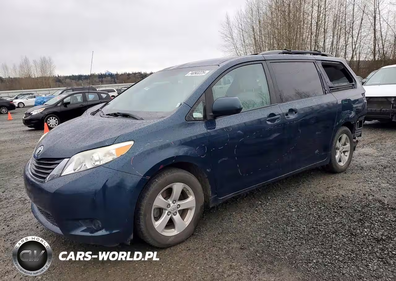 2011 Toyota Sienna Le