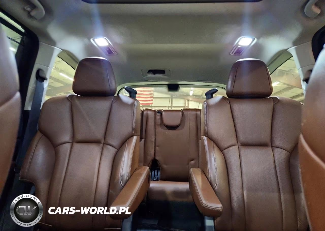 2019 Subaru Ascent Touring VIN:4S4WMARD0K3478720 - 10