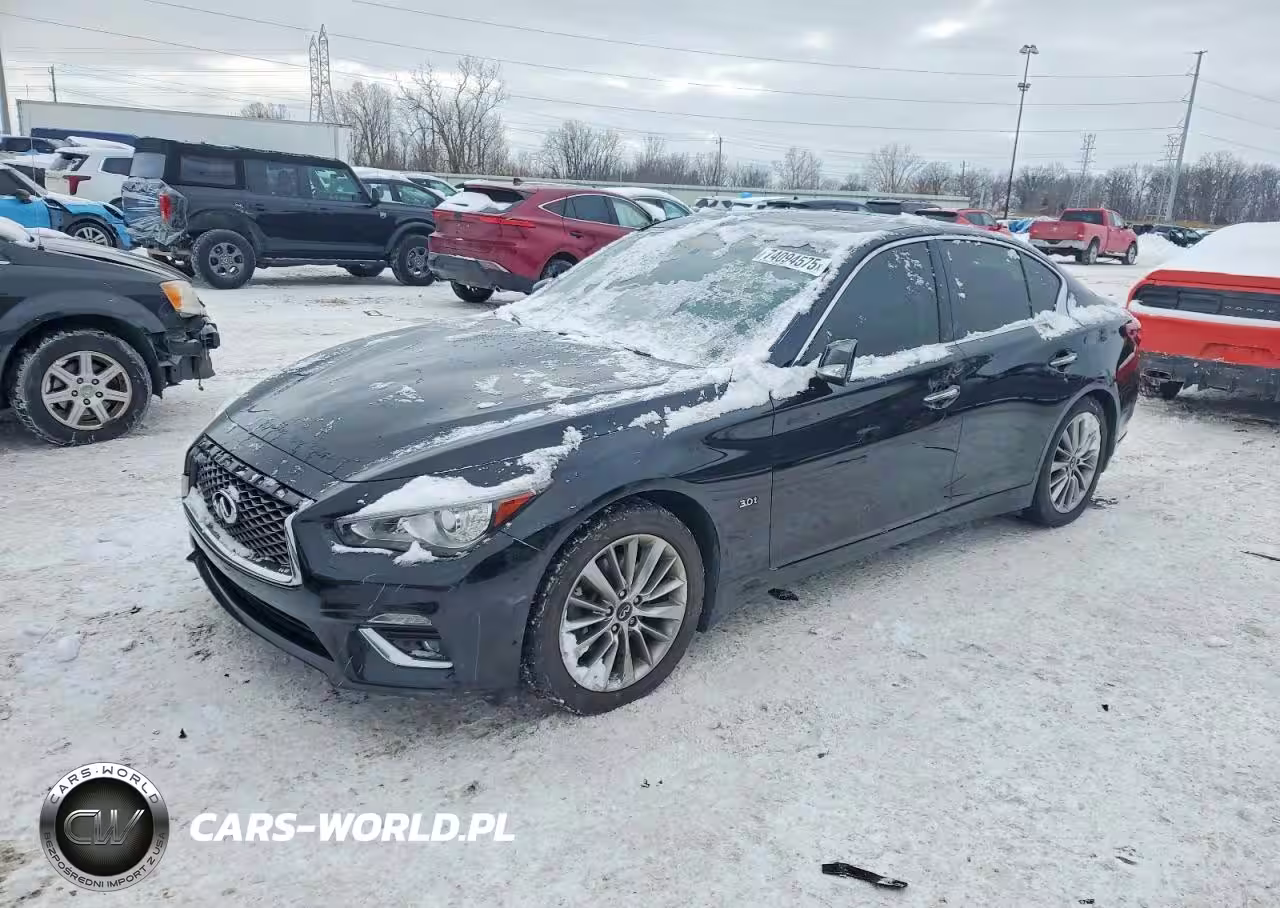 2018 Infiniti Q50 Luxe