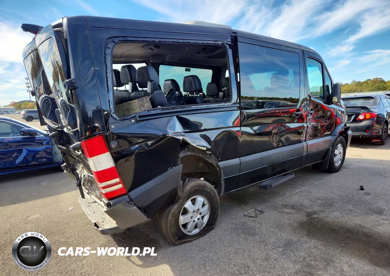 2014 Mercedes-Benz Sprinter 2500 VIN:WDZPE7DC0E5858768 - 3