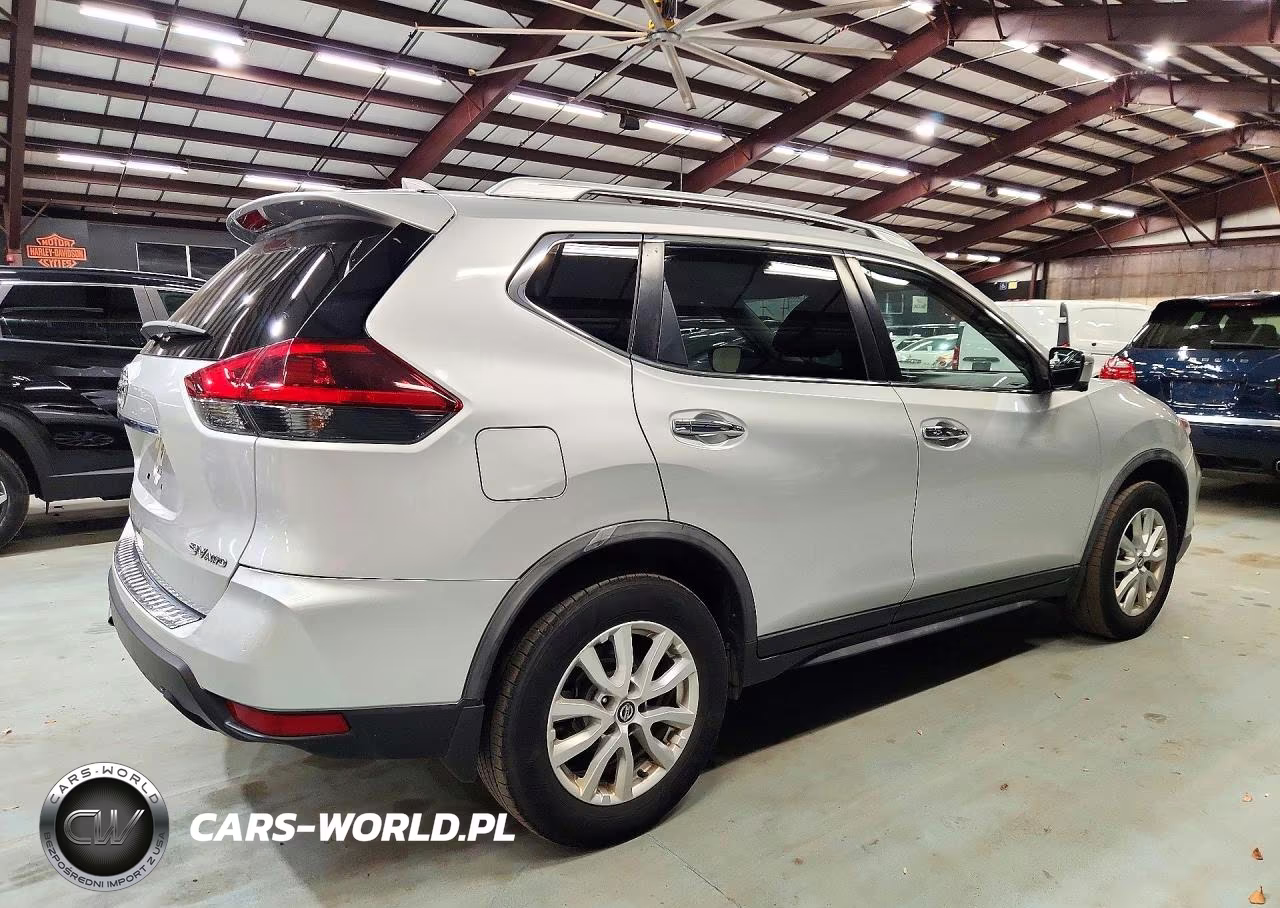 2018 Nissan Rogue Sv VIN:JN8AT2MV8JW353408 - 3