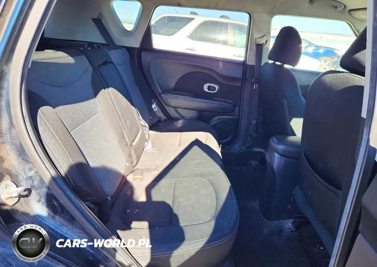 2017 Kia Soul + VIN:KNDJP3A55H7459524 - 10