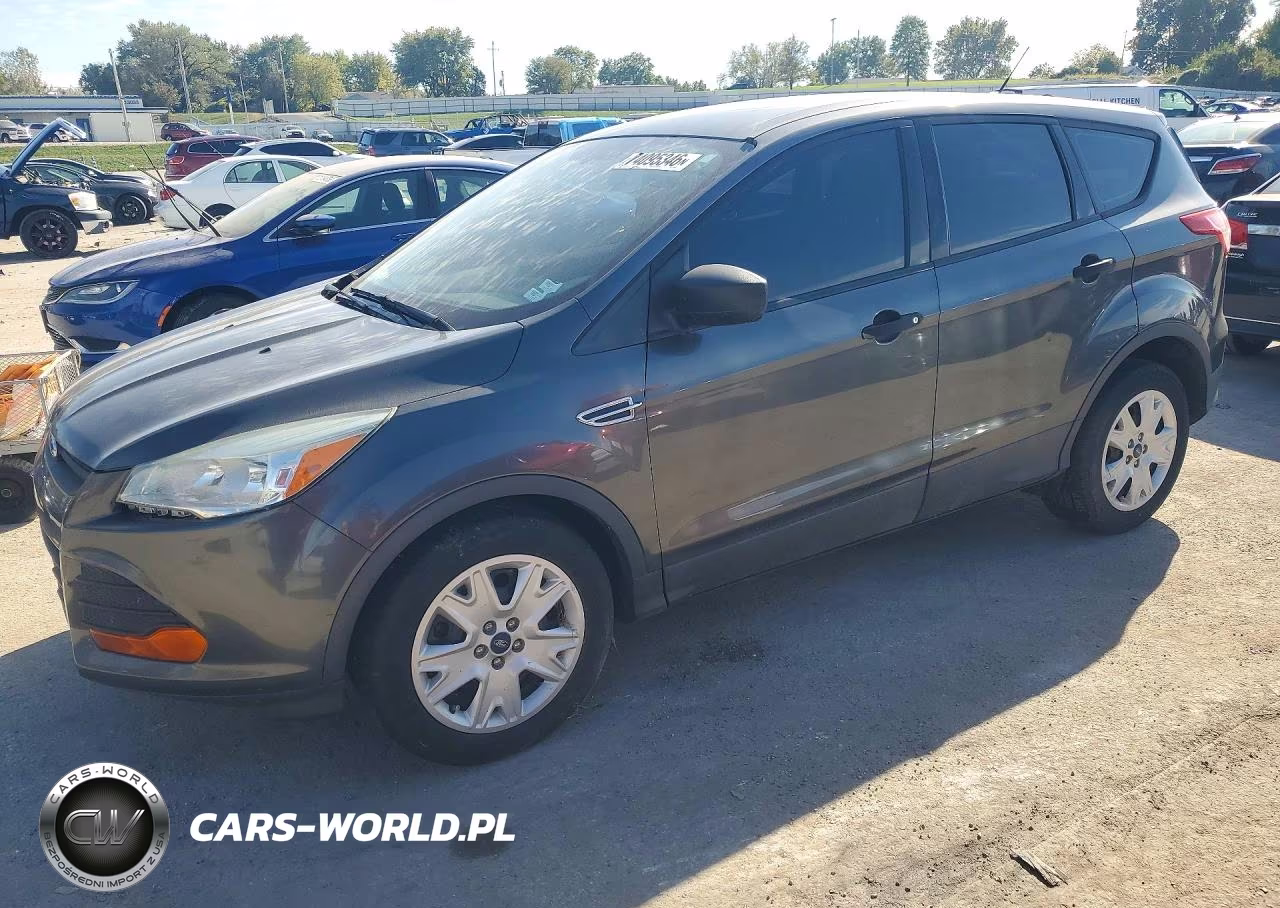 2015 Ford Escape S – zdjęcie 1 z 13