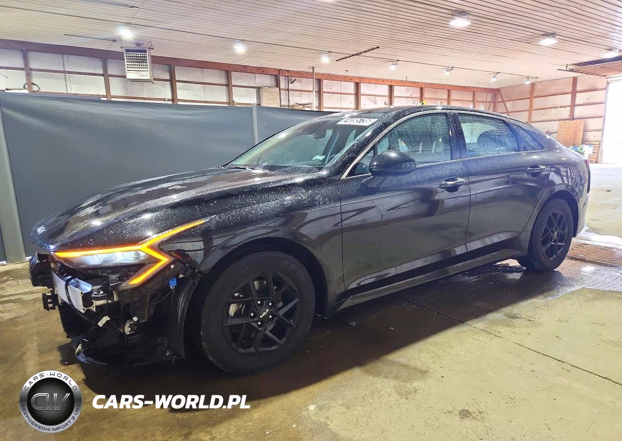 2026 Kia K5 Lxs VIN:KNAG24J76T5441115 - 1