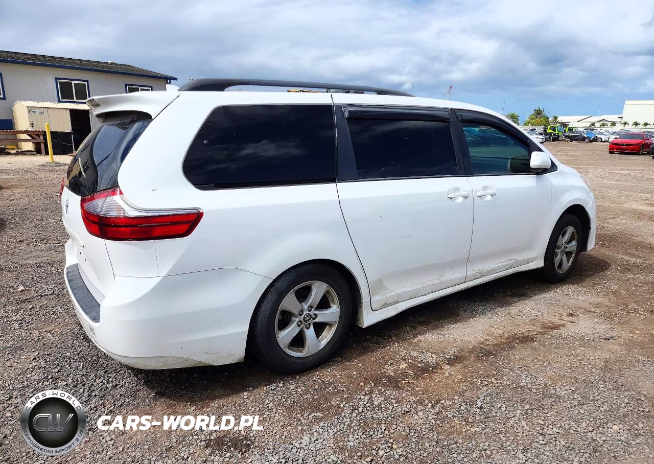 2020 Toyota Sienna Le VIN:5TDKZ3DC8LS051543 - 3