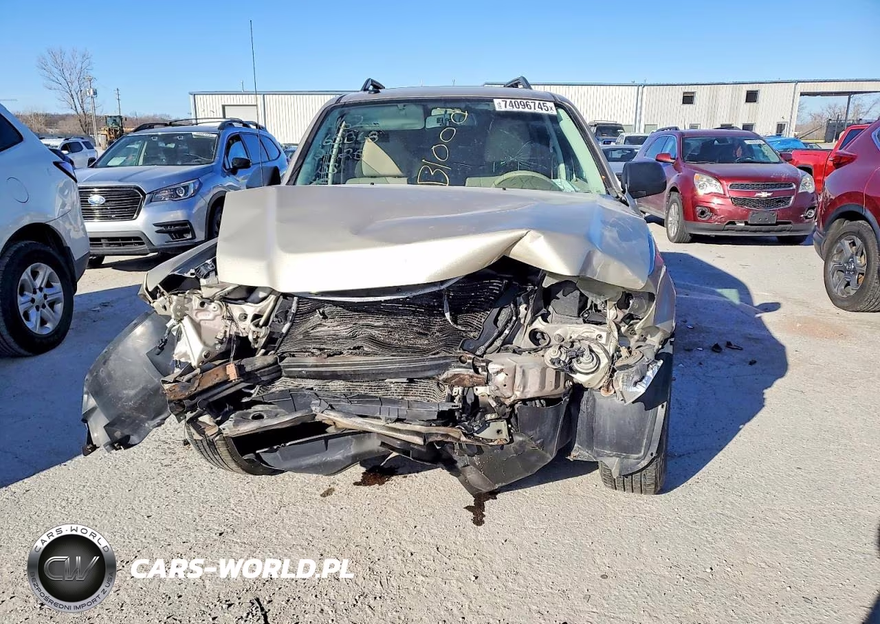 2010 Ford Escape Xlt VIN:1FMCU9D73AKD45831 - 5