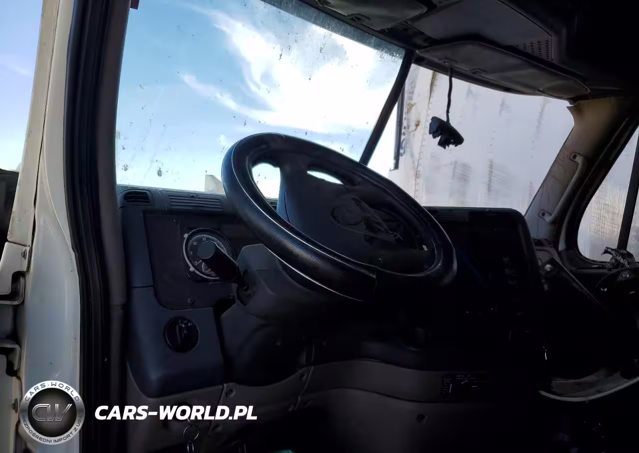 2016 Freightliner Cascadia 125 Semi Truck VIN:3AKJGLDV2GSGS7492 - 5