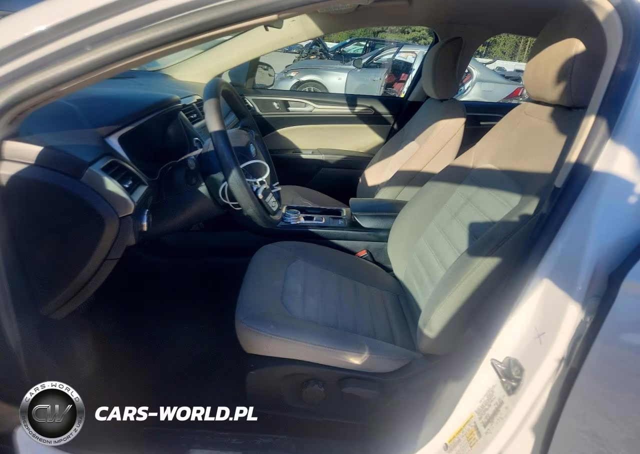 2017 Ford Fusion S VIN:3FA6P0G77HR267226 - 7