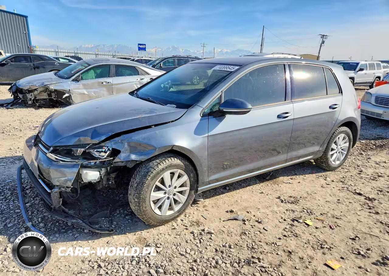 2019 Volkswagen Golf S