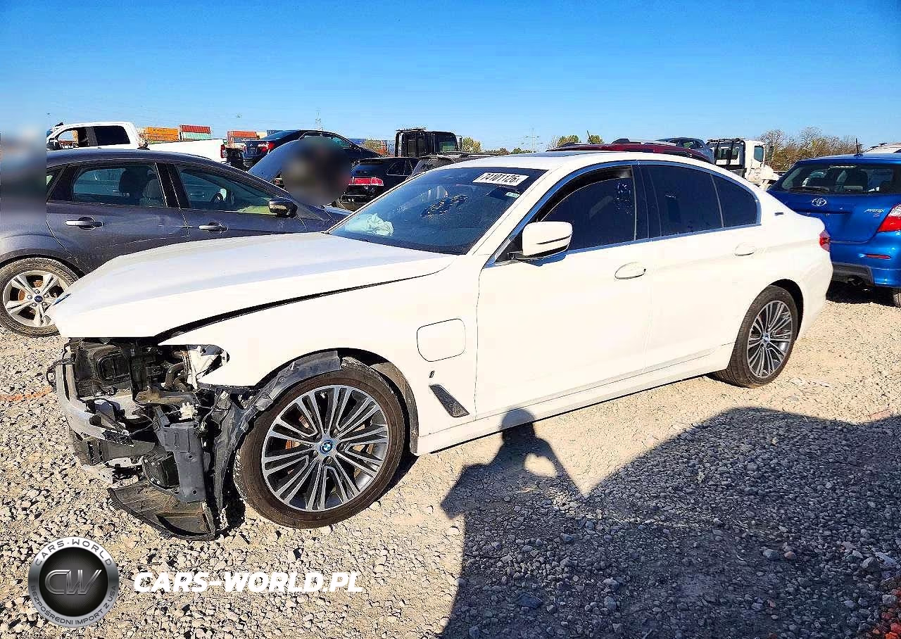 2019 BMW 530E