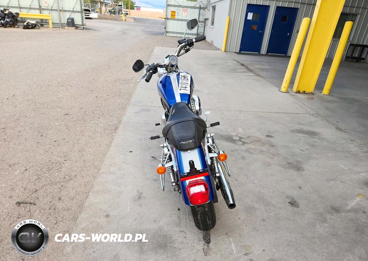 2009 Harley-Davidson Xl1200 C VIN:1HD1CT3189K425838 - 4