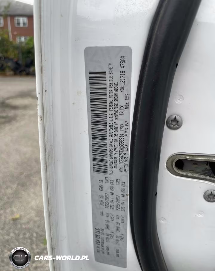 2019 Ram 1500 Classic Tradesman VIN:1C6RR7STXKS593314 - 10