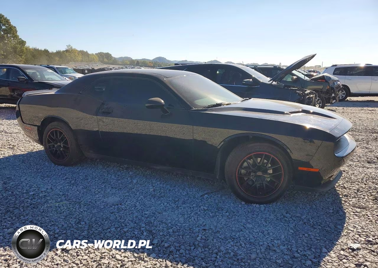 2023 Dodge Challenger Sxt VIN:2C3CDZAG1PH526441 - 4