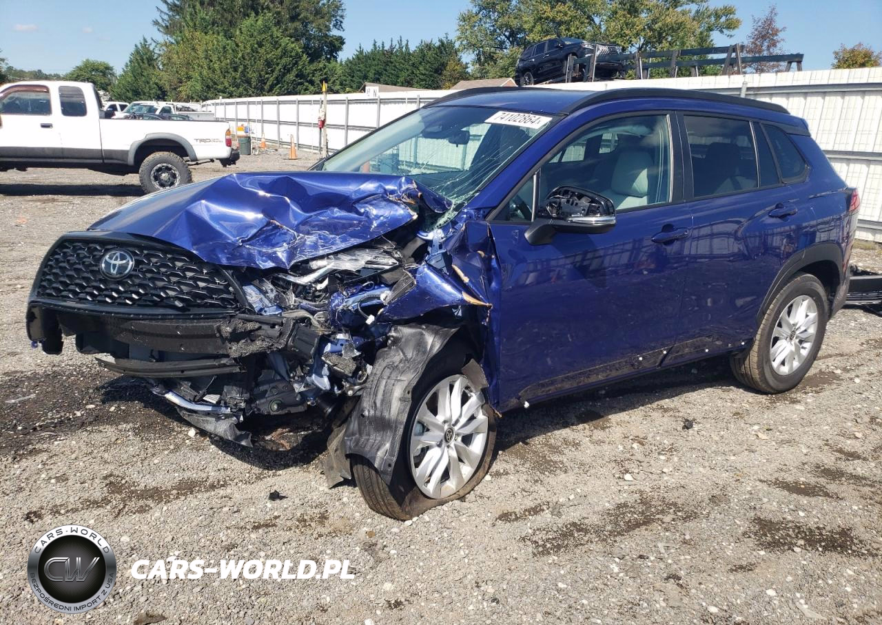 2024 Toyota Corolla Cross Le