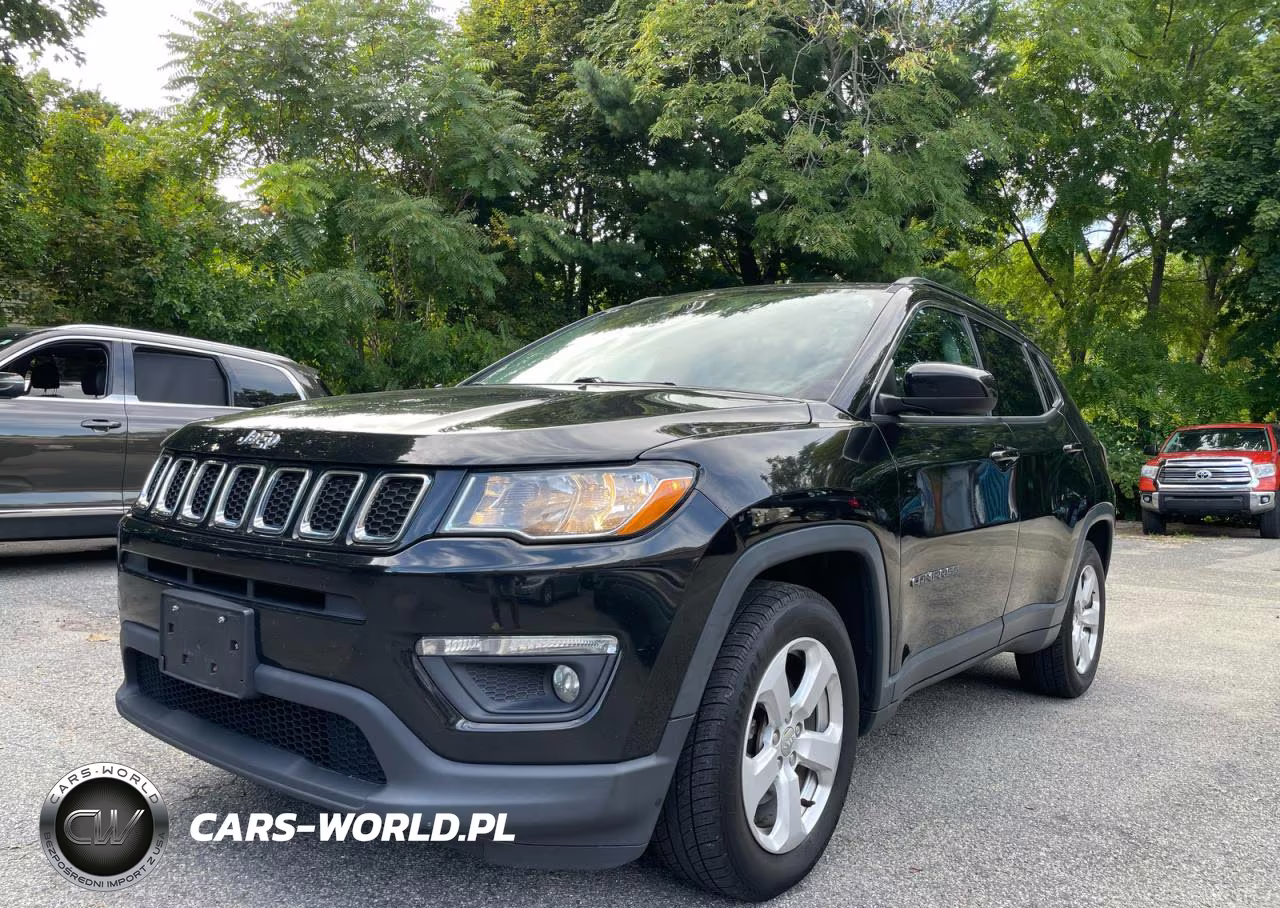 2018 Jeep Compass Latitude VIN:3C4NJCBB0JT228748 - 2