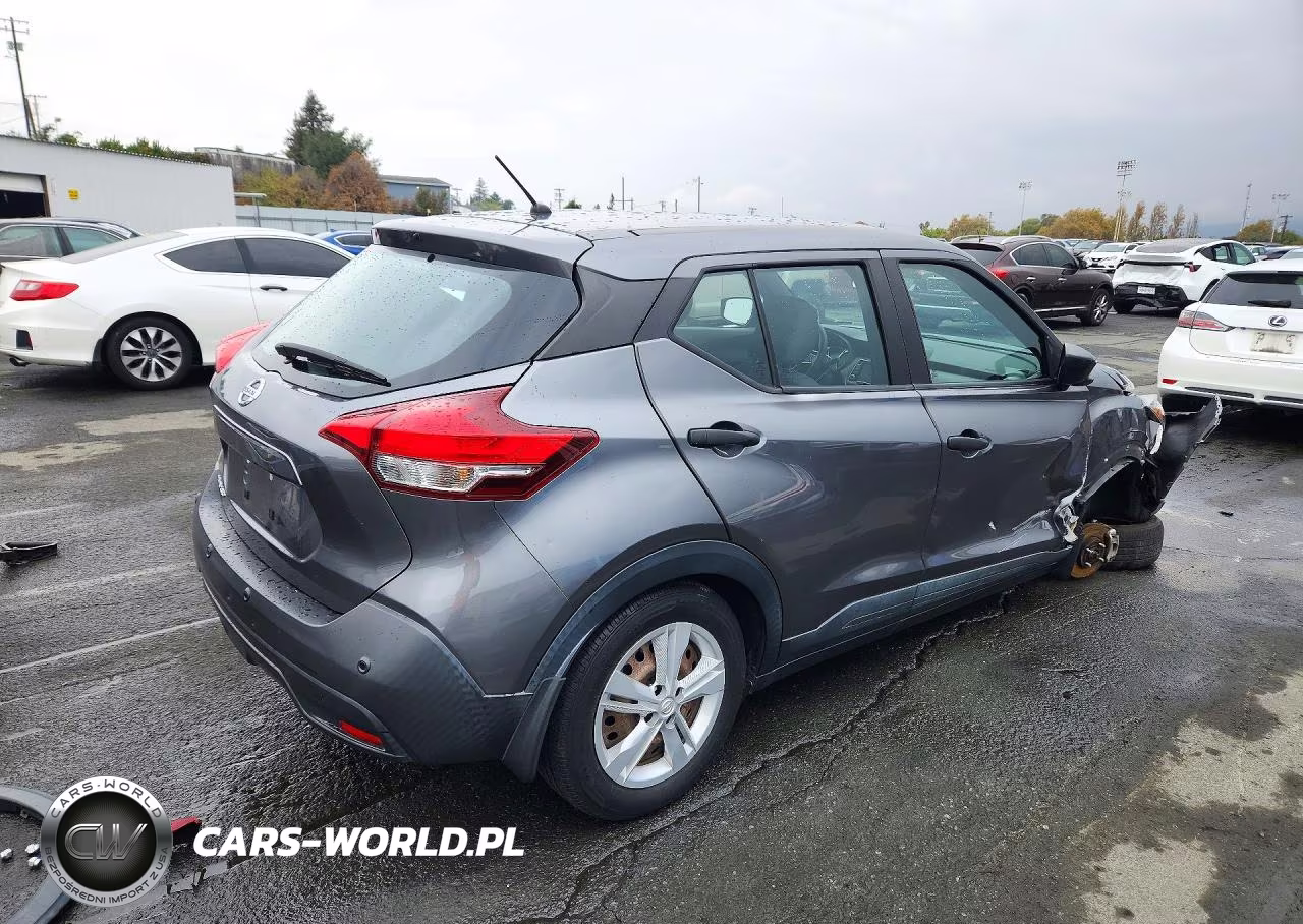 2020 Nissan Kicks S VIN:3N1CP5BV8LL515787 - 3