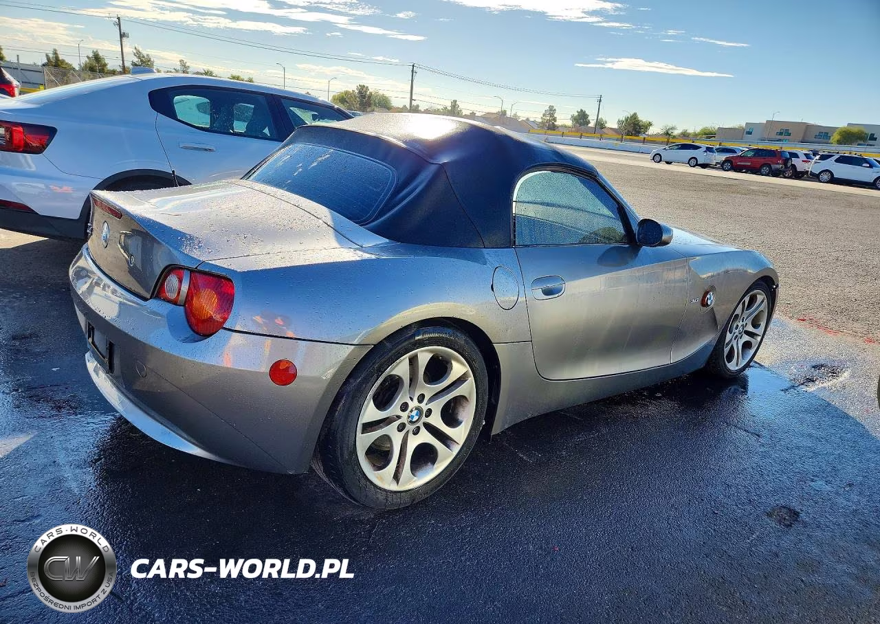 2003 BMW Z4 VIN:4USBT534X3LU00348 - 3