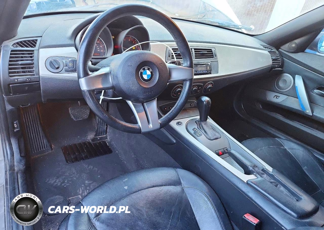 2003 BMW Z4 VIN:4USBT534X3LU00348 - 8