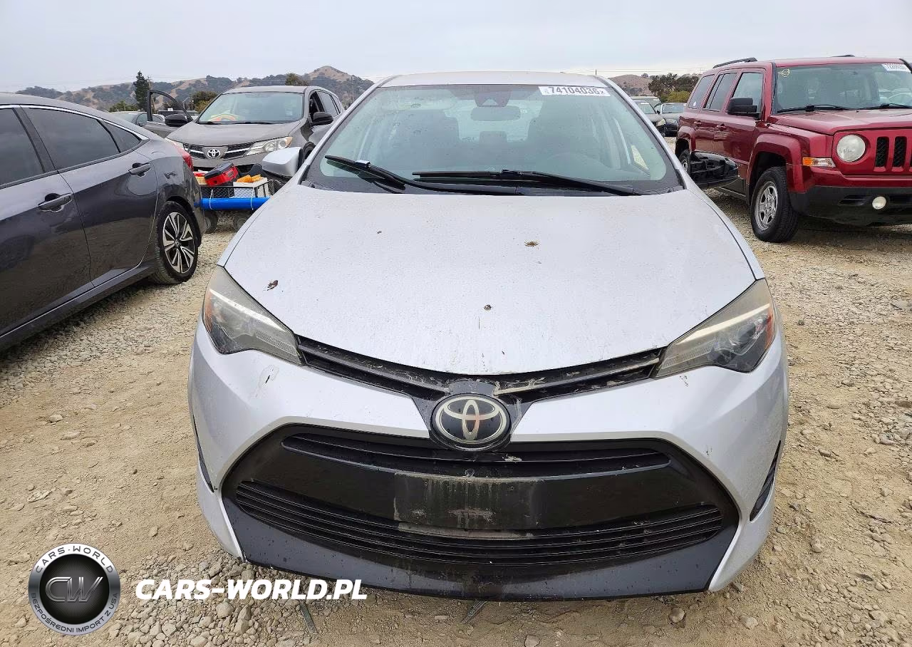 2017 Toyota Corolla Le VIN:2T1BURHE6HC798295 - 5