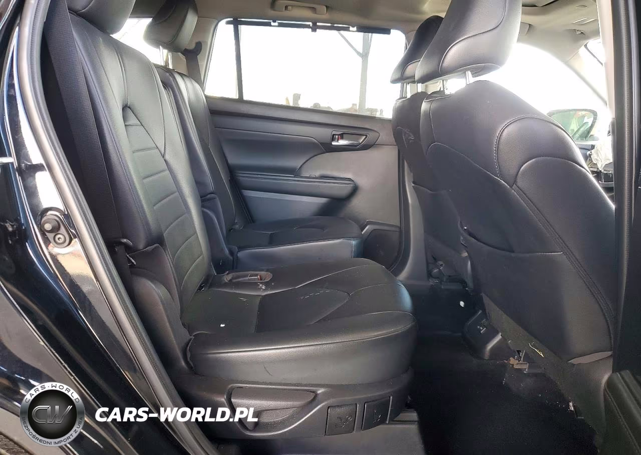 2022 Toyota Highlander Xle VIN:5TDGZRBH2NS595207 - 11