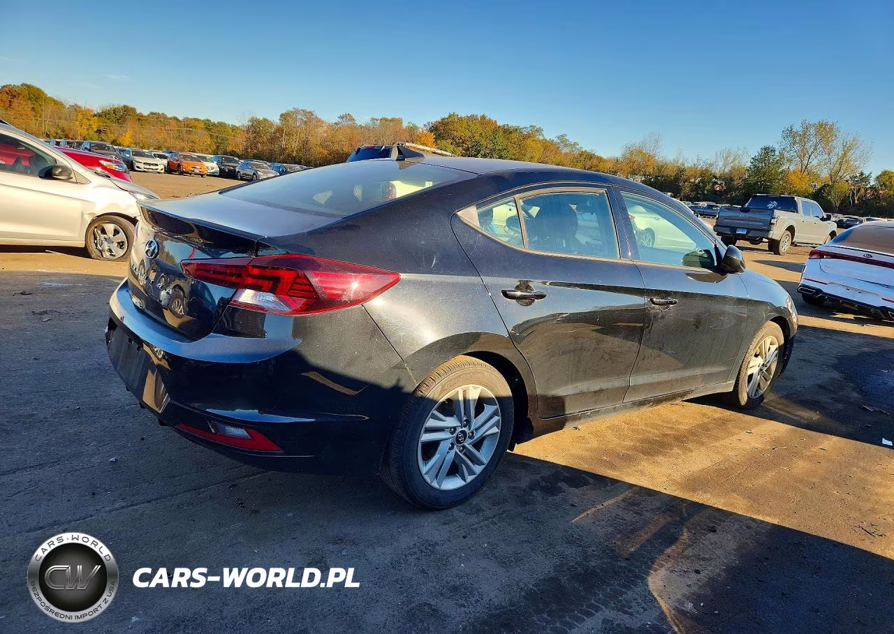 2020 Hyundai Elantra Sel VIN:5NPD84LFXLH546961 - 3