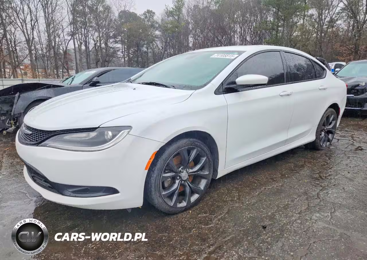 2015 Chrysler 200 S
