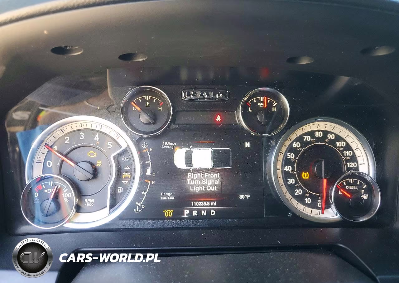 2019 Ram 1500 Classic Laramie VIN:1C6RR6NM8KS709611 - 9