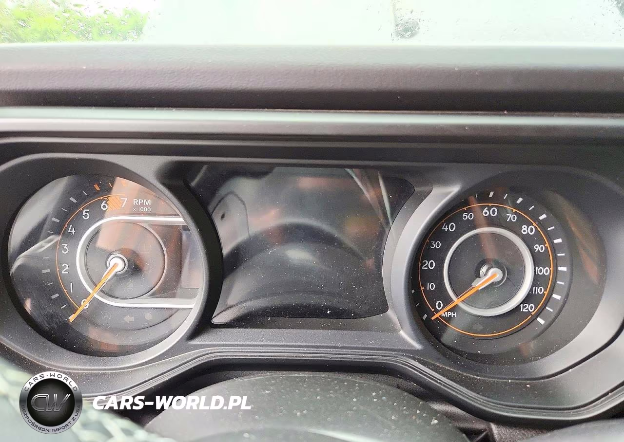 2025 Jeep Wrangler Sahara VIN:1C4PJXENXSW500823 - 9