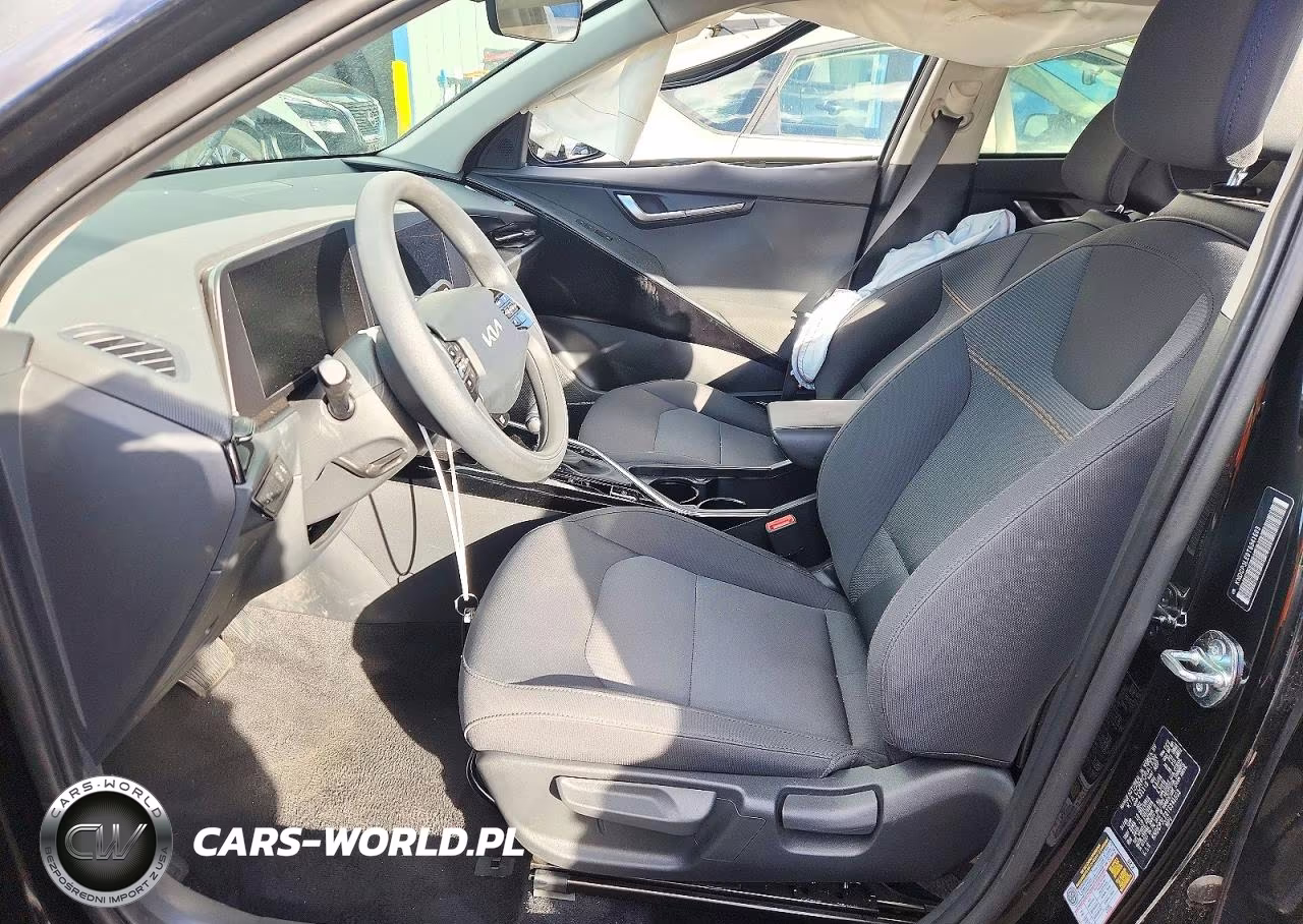 2026 Kia Niro Lx VIN:KNDCP3LE0T5341603 - 7