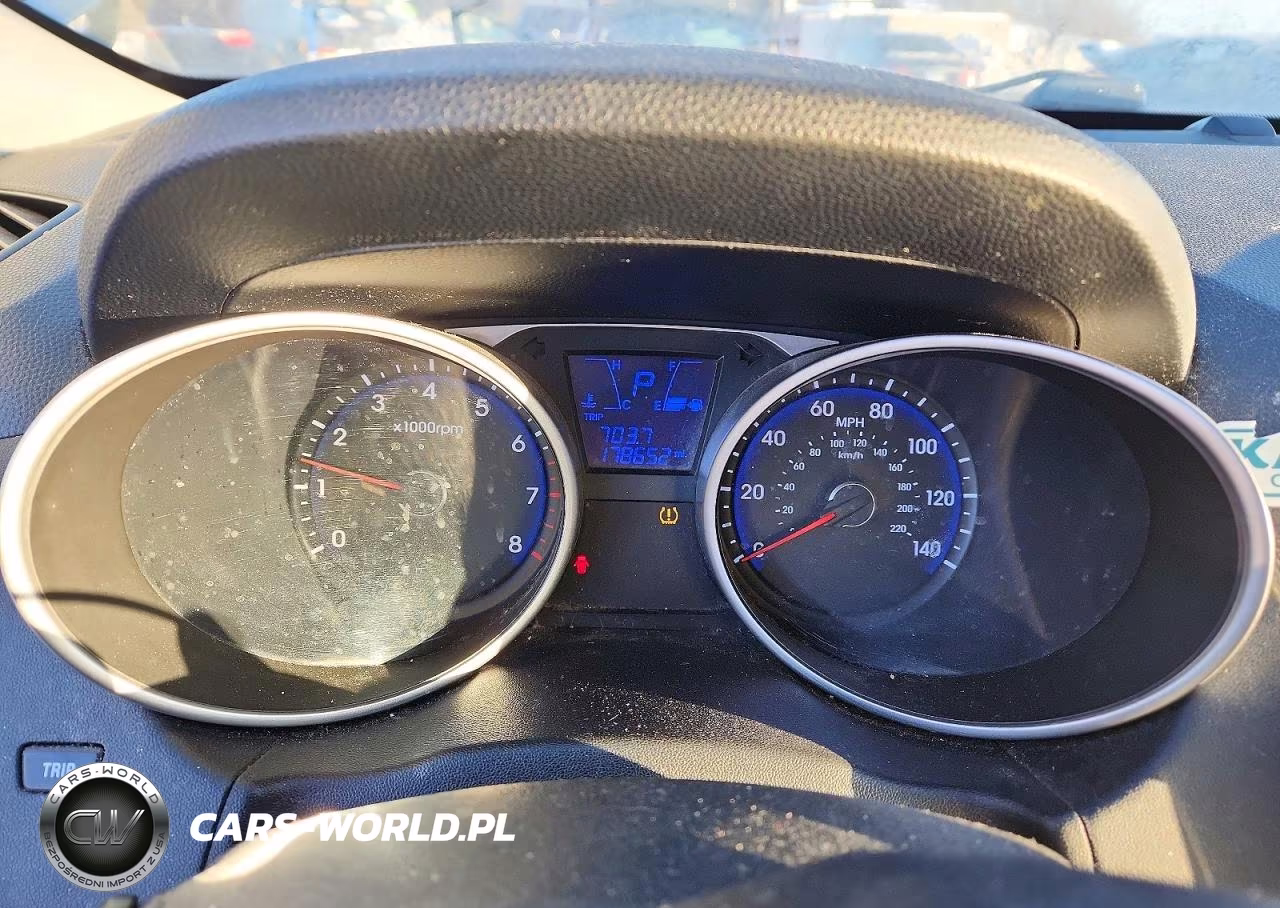 2012 Hyundai Tucson Gl VIN:KM8JT3AB2CU447905 - 9