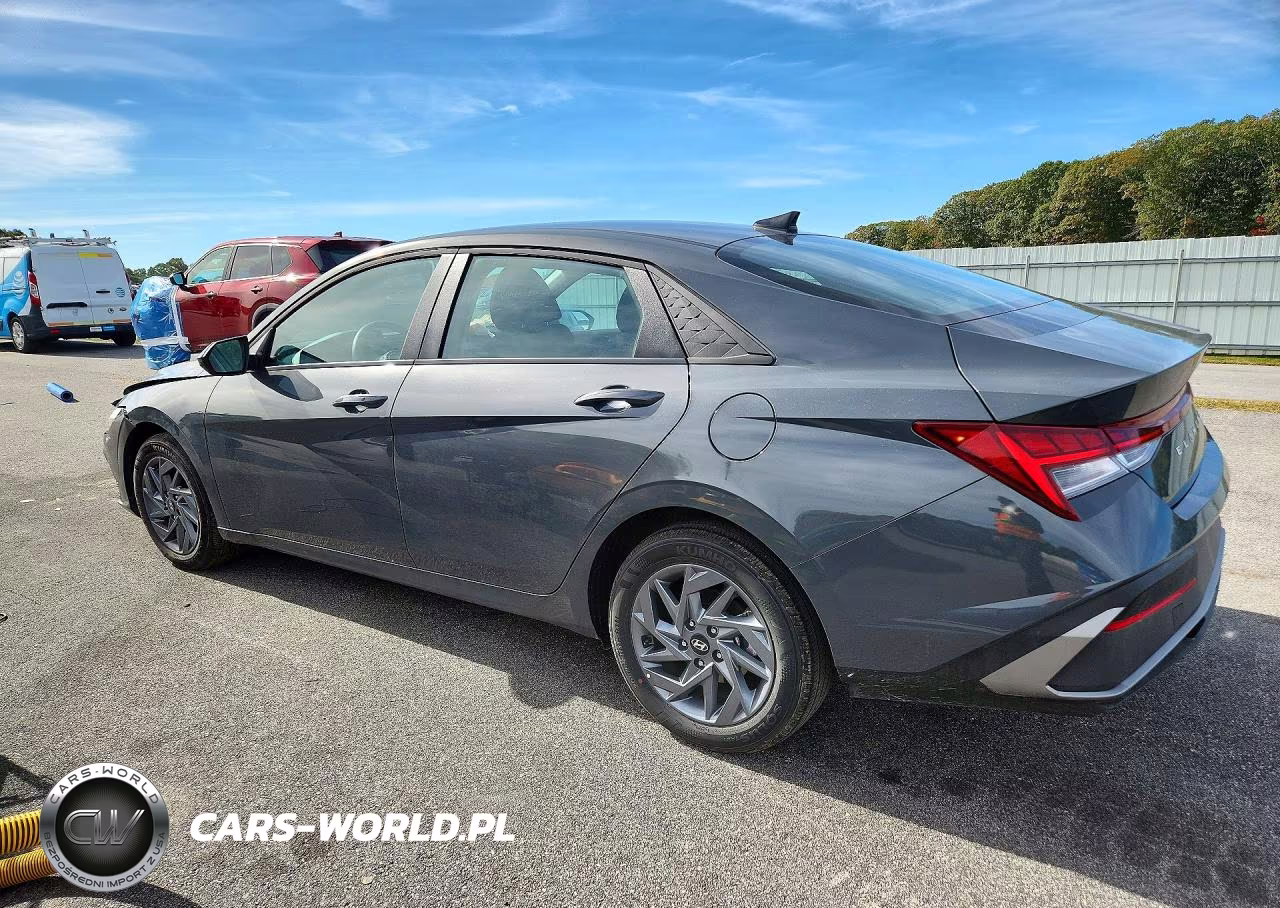 2026 Hyundai Elantra Hybrid Blue VIN:KMHLM4DJ8TU212181 - 2