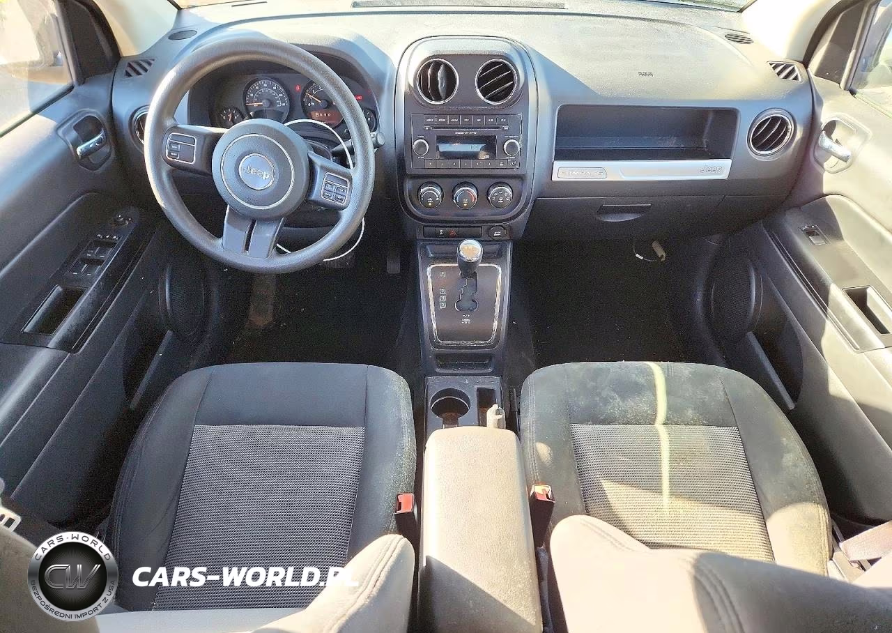 2015 Jeep Compass Sport VIN:1C4NJDBB7FD183360 - 8