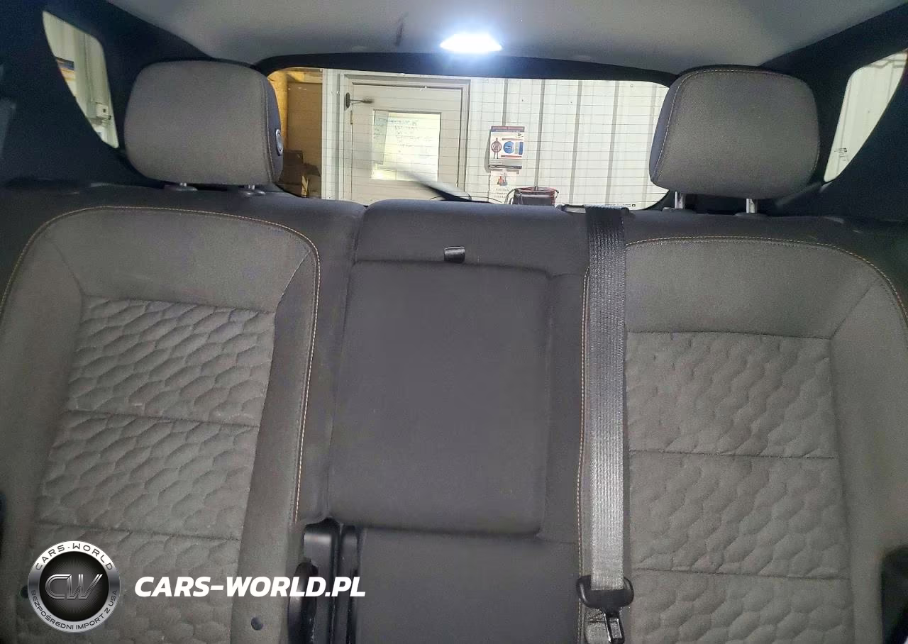 2018 Chevrolet Equinox Lt VIN:3GNAXUEU8JS607137 - 10
