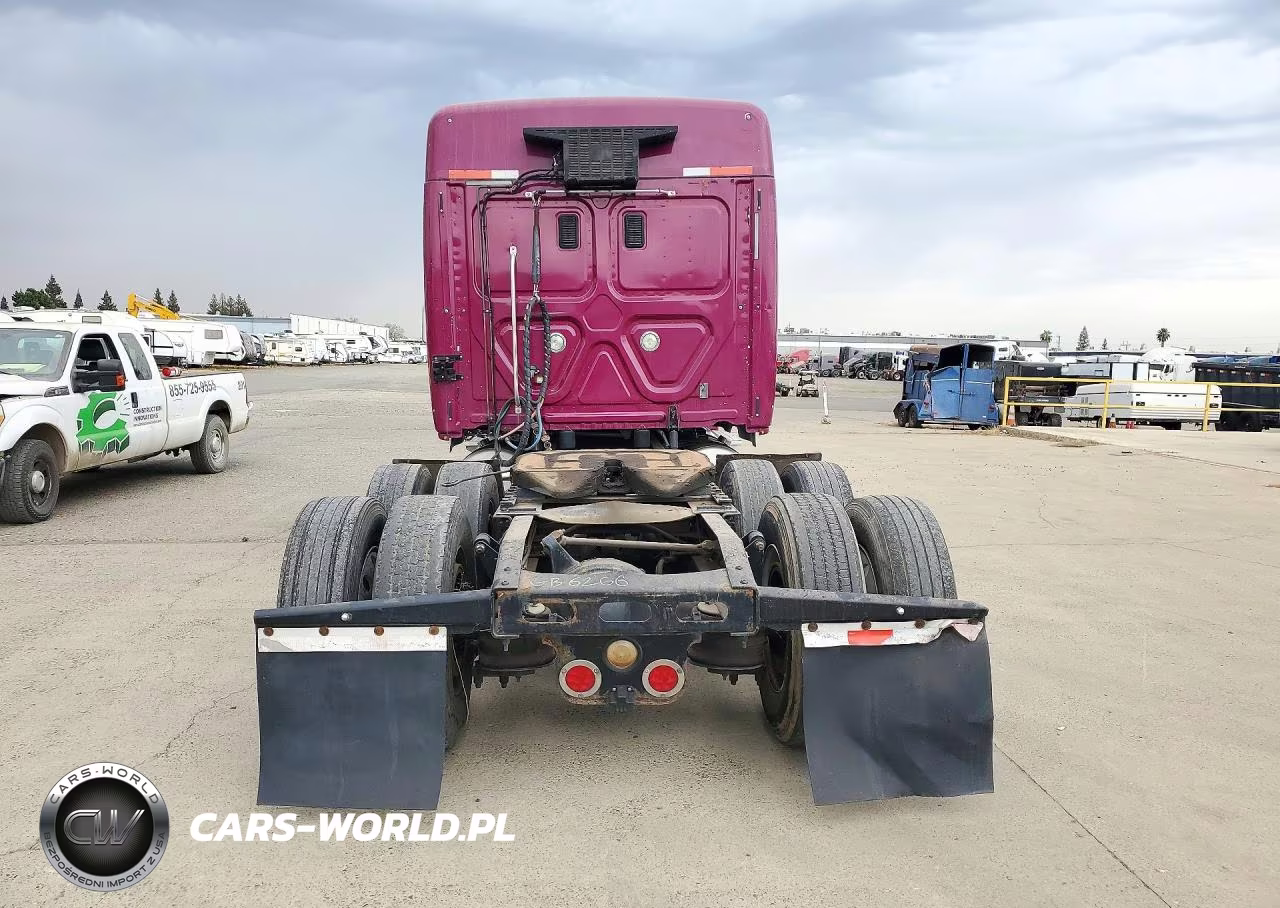 2015 Freightliner Cascadia Semi Truck VIN:3AKJGLD51FSGB6266 - 6