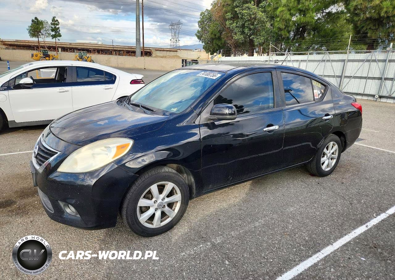 2012 Nissan Versa 1.6 S