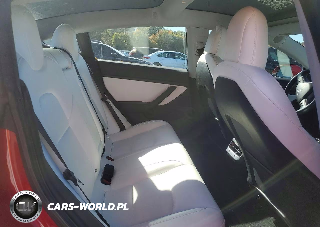 2018 Tesla Model 3 VIN:5YJ3E1EA2JF169347 - 10