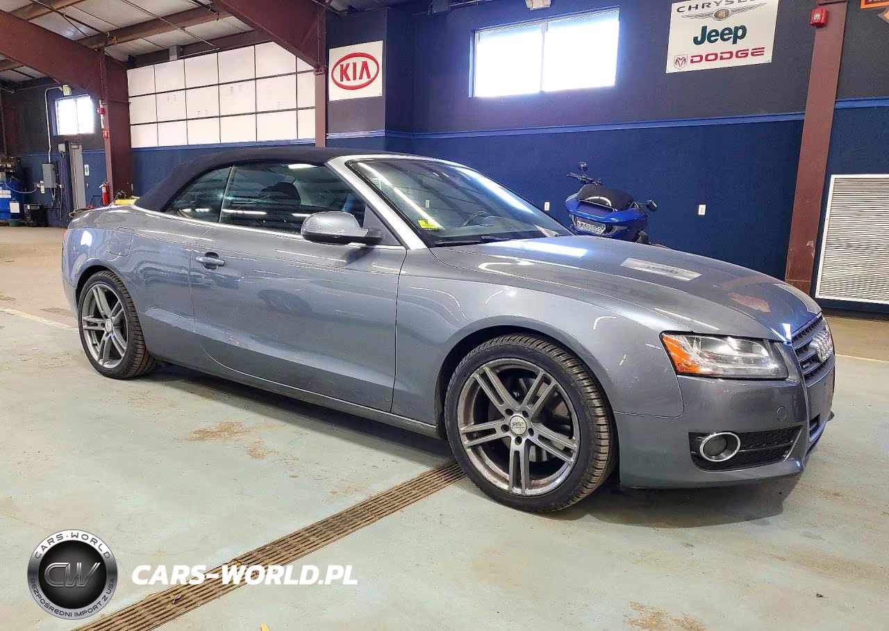 2012 Audi A5 Premium Plus VIN:WAULFAFH5CN001082 - 4