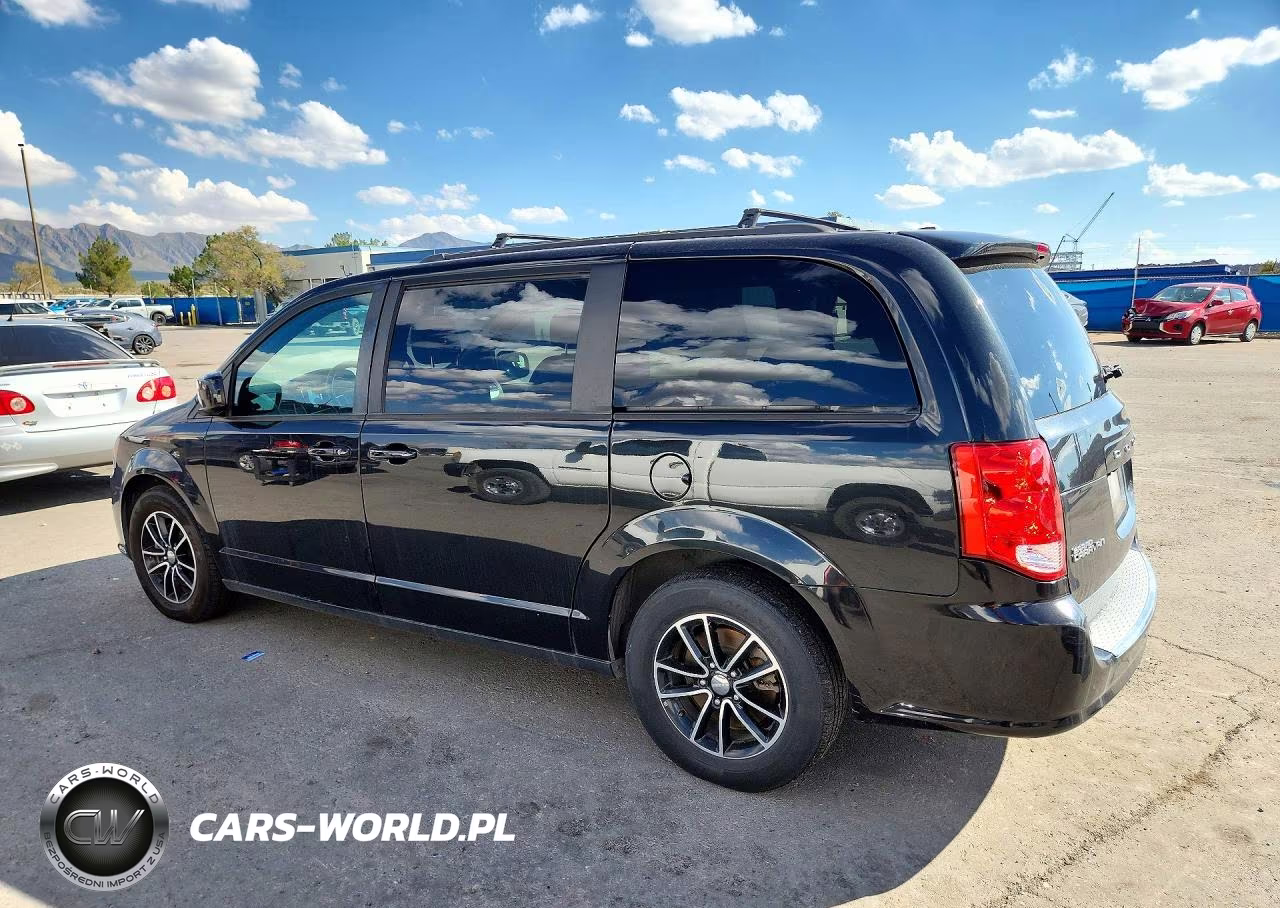 2018 Dodge Grand Caravan Gt VIN:2C4RDGEG9JR335940 - 2