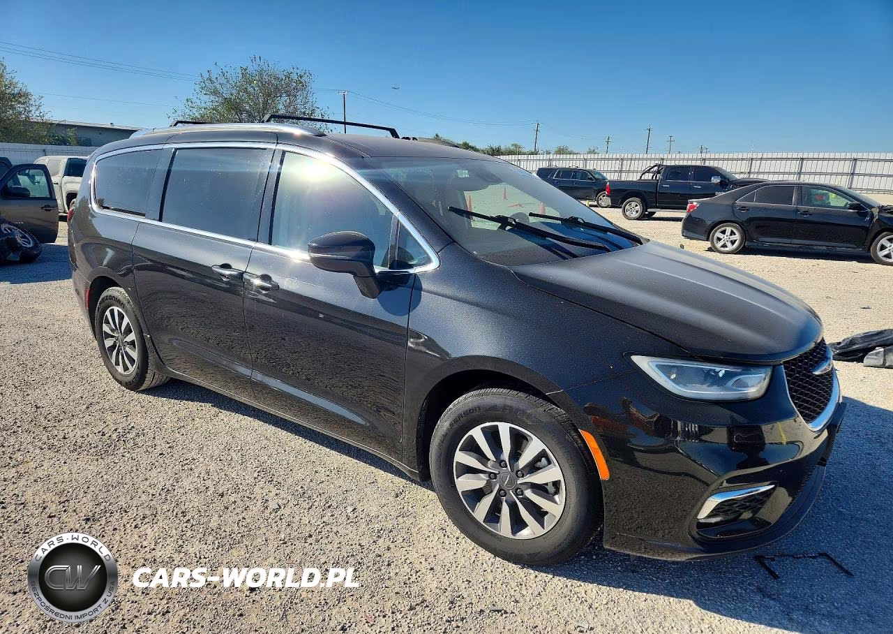 2021 Chrysler Pacifica Touring L VIN:2C4RC1BG6MR515420 - 4