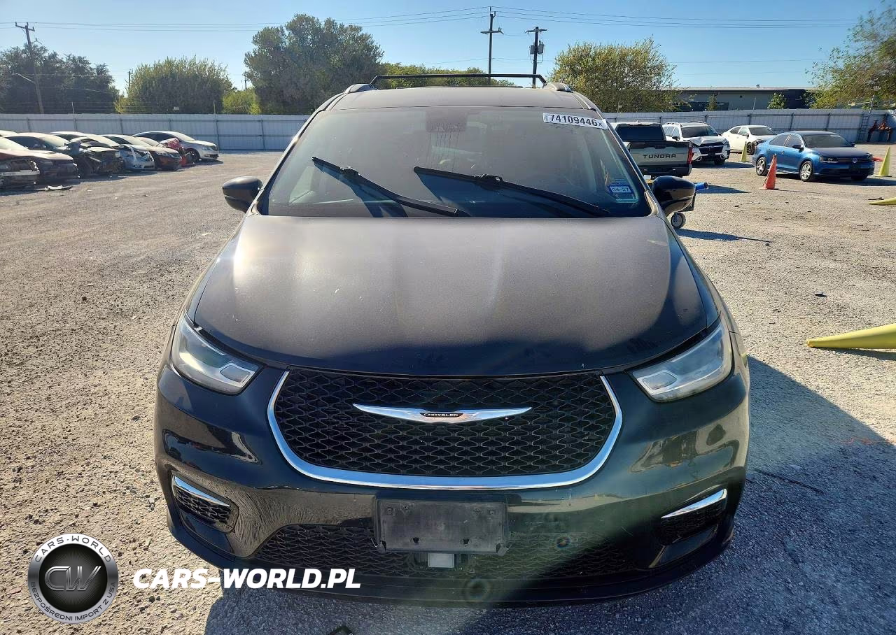 2021 Chrysler Pacifica Touring L VIN:2C4RC1BG6MR515420 - 5