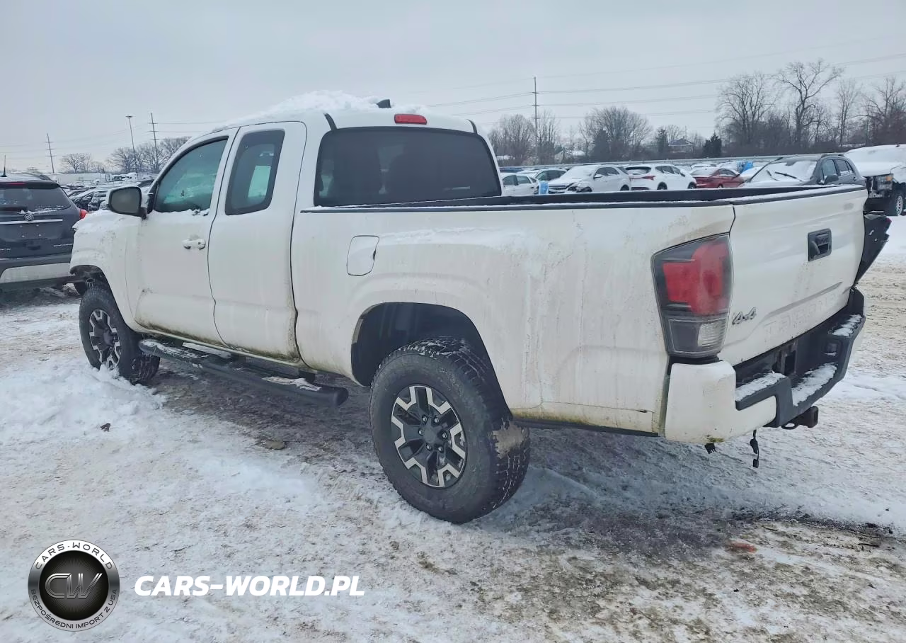 2017 Toyota Tacoma Access Cab VIN:5TFSX5EN9HX048833 - 2