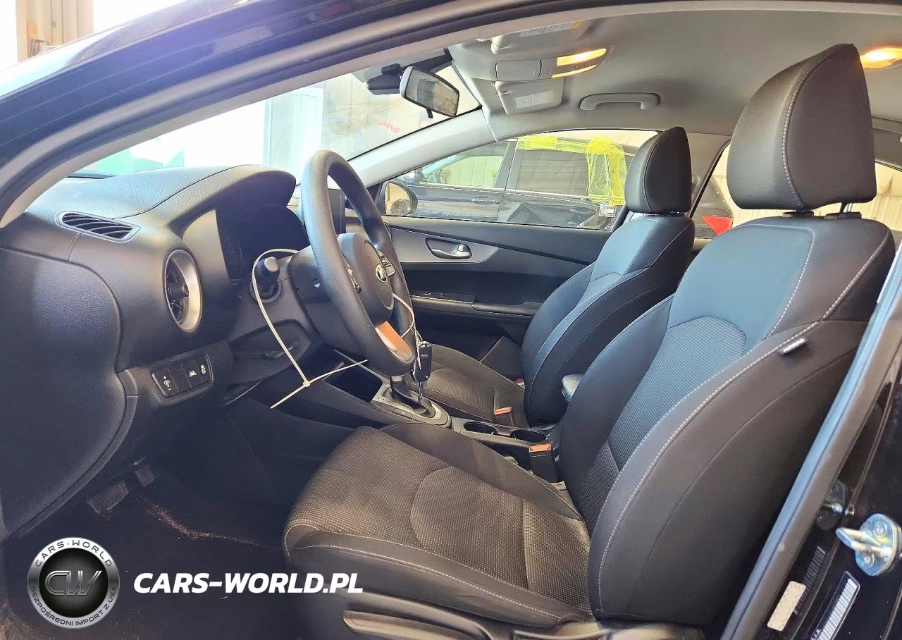 2020 Kia Forte Lxs VIN:3KPF24AD2LE157165 - 7