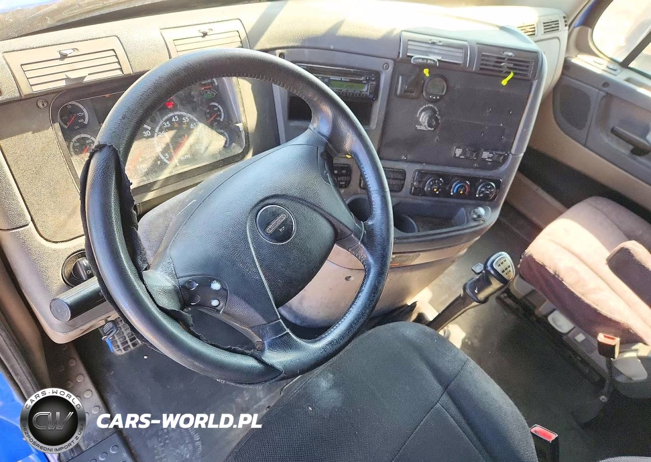 2016 Freightliner Cascadia 125 VIN:3AKJGLD57GSHC3890 - 8